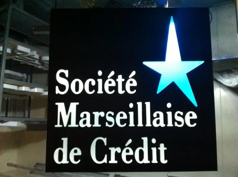 ENSEIGNE LUMINEUSE MARSEILLE