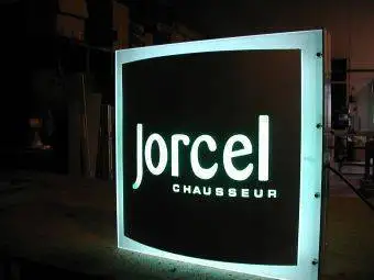 FABRICANT ENSEIGNE LUMINEUSE MARSEILLE