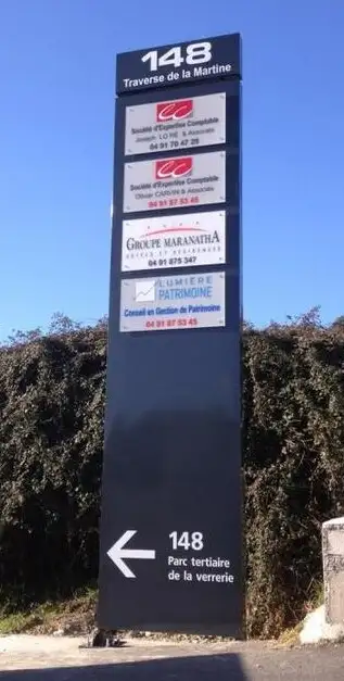 FABRICATION PLEXIGLASS MARSEILLE