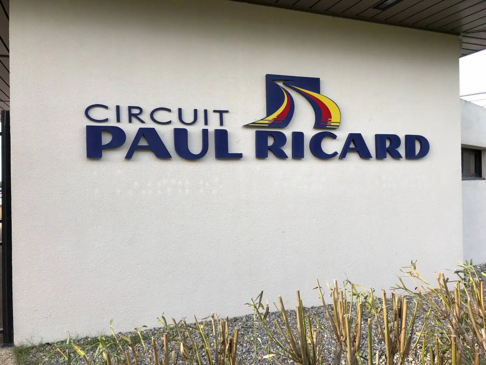 MARQUAGE VEHICULE AUBAGNE